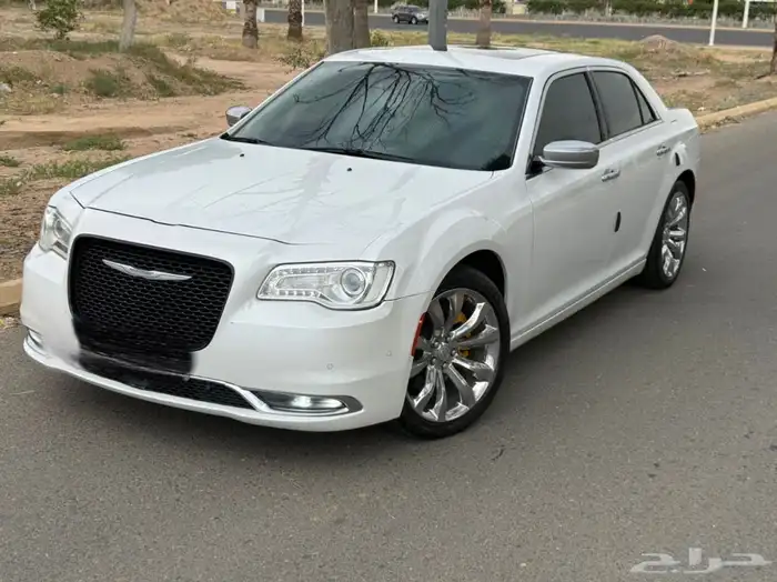 كرايزلر 2016 نظيفة جدا 7