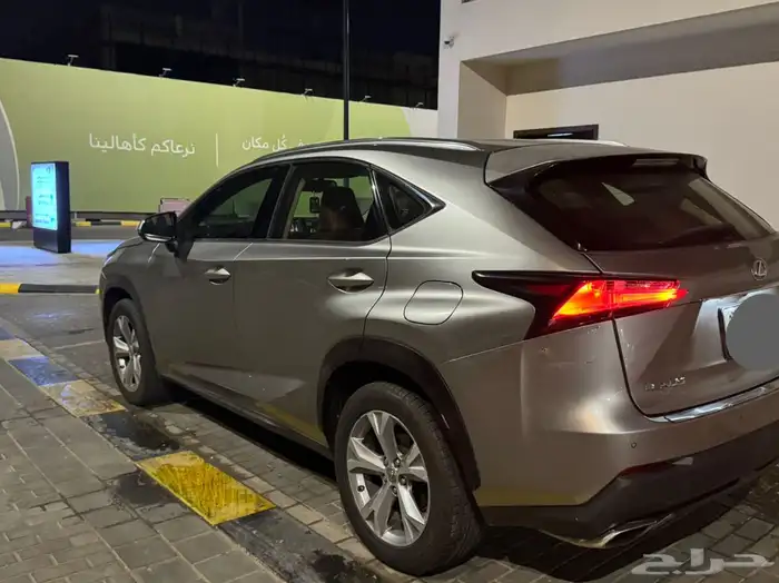 لكزس nx 2016 للبيع 5