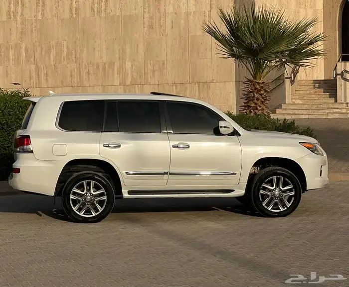 لكزس LX570 مالك واحد 9