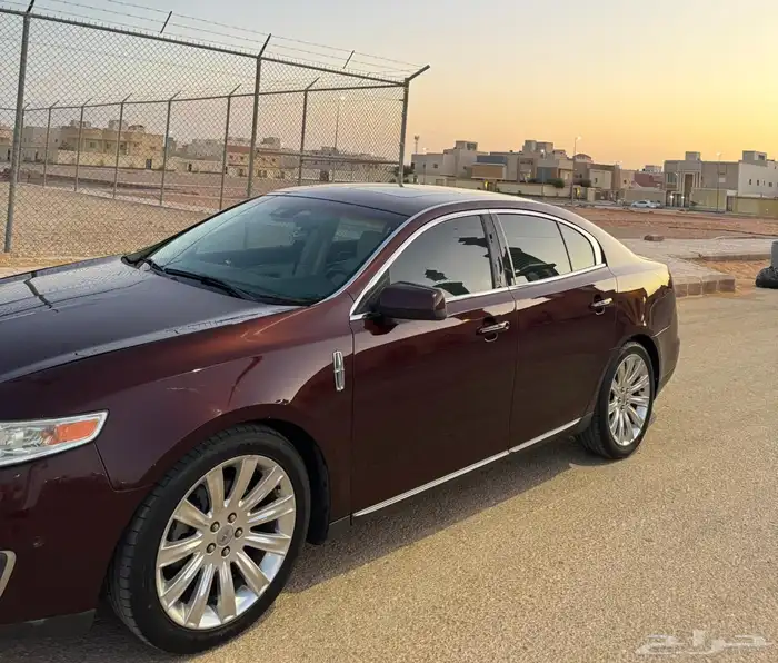 لنكولن 2012 Mks 27