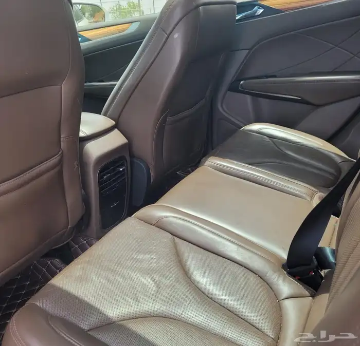 لينكون MKC 2016 10