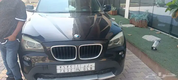 سياره بى دبليو x1 8