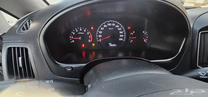 باص هونداي H-1 2021 نقل بضاعه ( عداد قليل ) 7