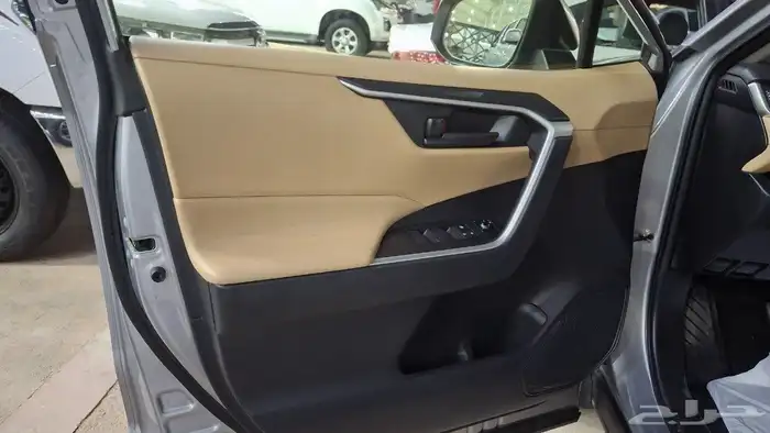 تويوتا راف فور 2019 LE مستعملة مفحوصة مضمونة مصينه 4