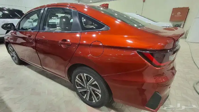 تويوتا يارس 2023 Y plus مستعملة مفحوصه مضمونة مصينة 3