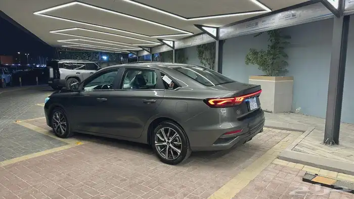 مجموعة سيارات جيلي امجراند 8