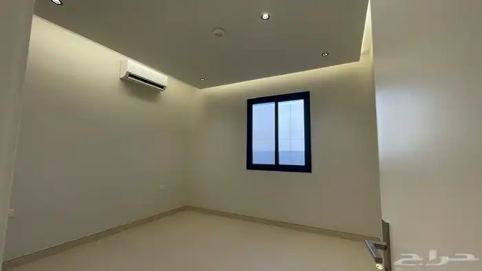 فيلا للبيع بطراز سلماني 8