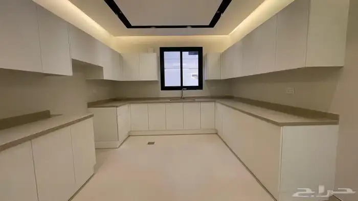 فيلا للبيع بطراز سلماني 15