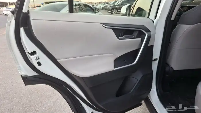 تويوتا راف فور 2019 LE مستعملة مفحوصة مضمونة مصينة 6