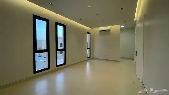 فيلا للبيع بطراز سلماني 9