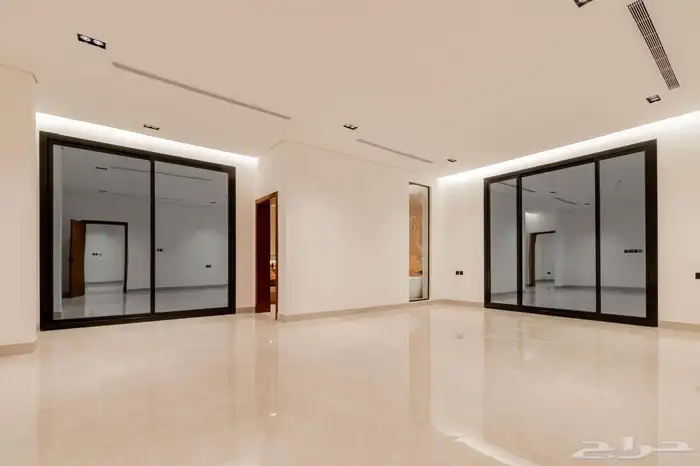 فلة للبيع بحي الشراع 5