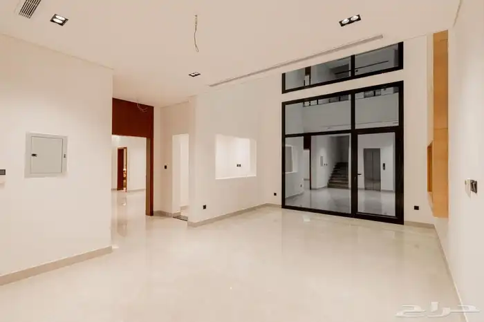 فلة للبيع بحي الشراع 3