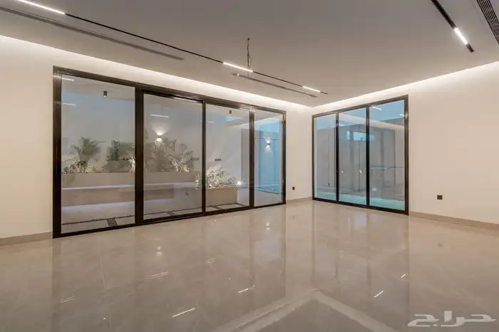 فلة للبيع بحي الشراع 6