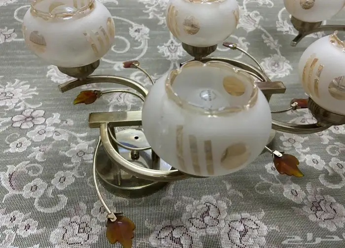 ثريا جدارية عدد 2 للبيع ب25 2