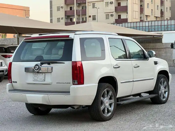 كاديلاك اسكاليد 2008 منوه المستخدم 8