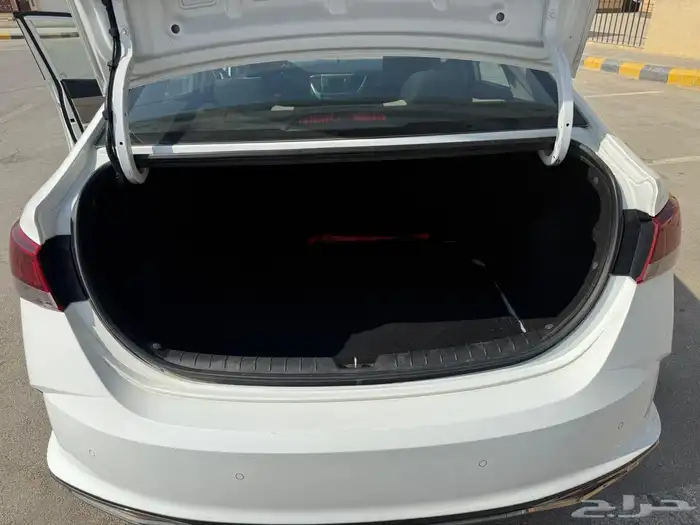 نوع السيارة   هونداي اكسنت 9