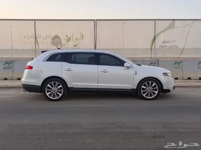 لينكولن 2012 MKT فل كامل 0