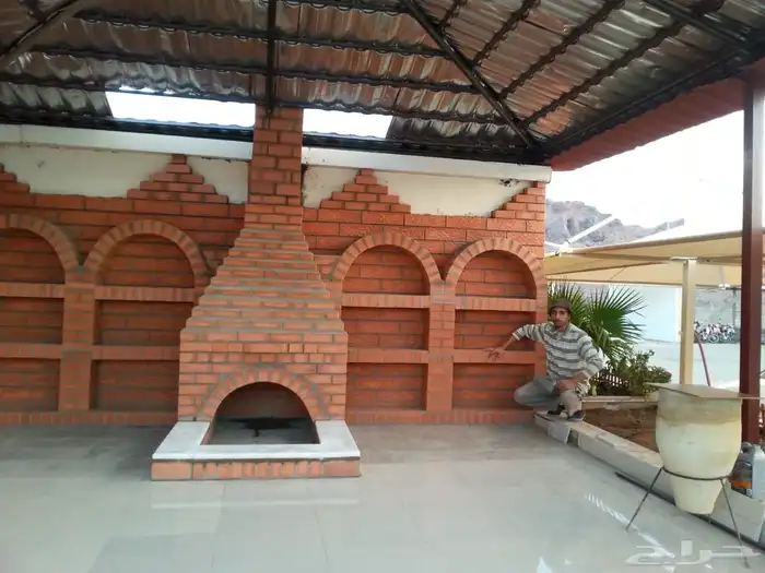 مشاب بالطوب الاحمر 0