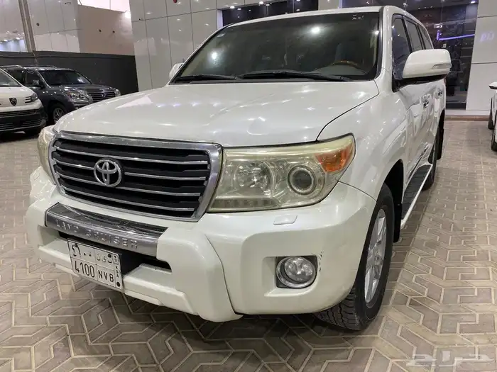 جي اكس ار سعودي مستعمل نظيف موديل 2013 1