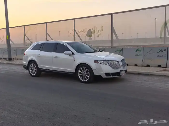 لينكولن 2012 MKT فل كامل 1