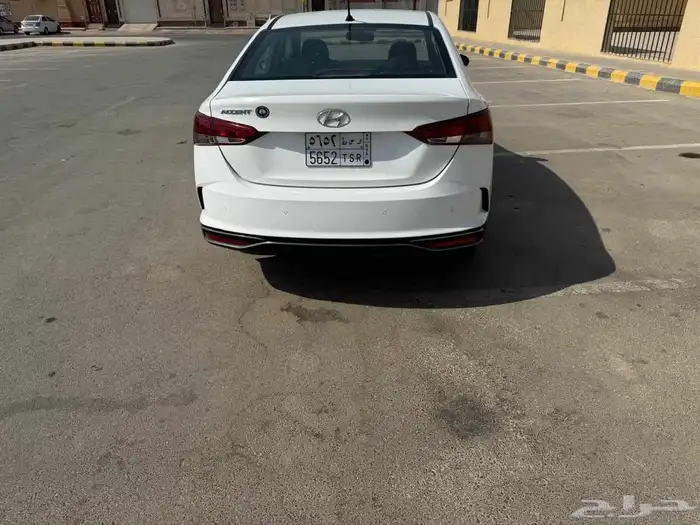 نوع السيارة   هونداي اكسنت 4