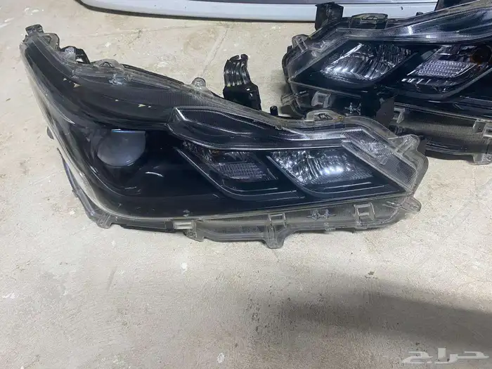 شمعات كرولا مديل 2024 2