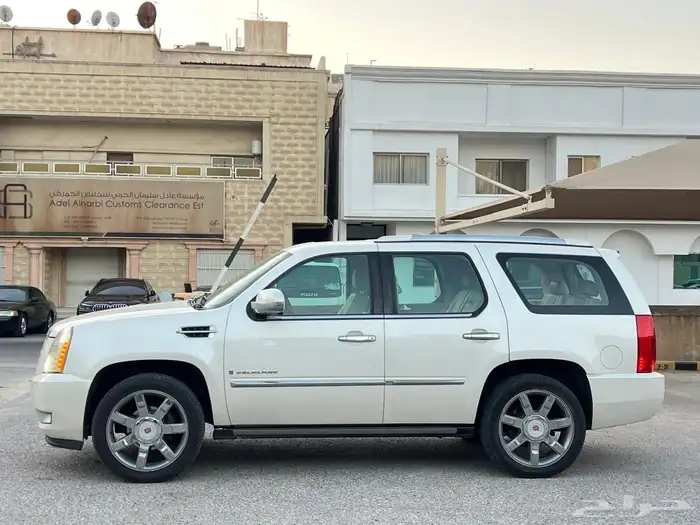 كاديلاك اسكاليد 2008 منوه المستخدم 16