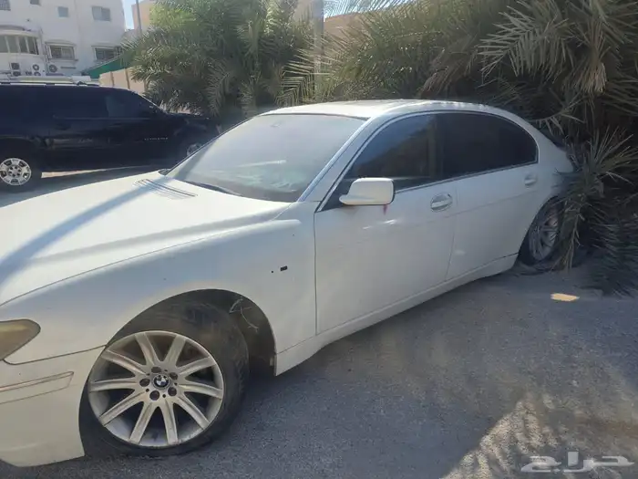 للبيع تشليح Bmw 740 موديل 2004 نضيفه جدا 0