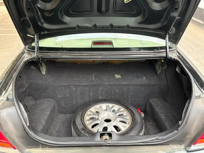 فورد كراون فكتوريا سعودي مخزن في قمه النظافه 18