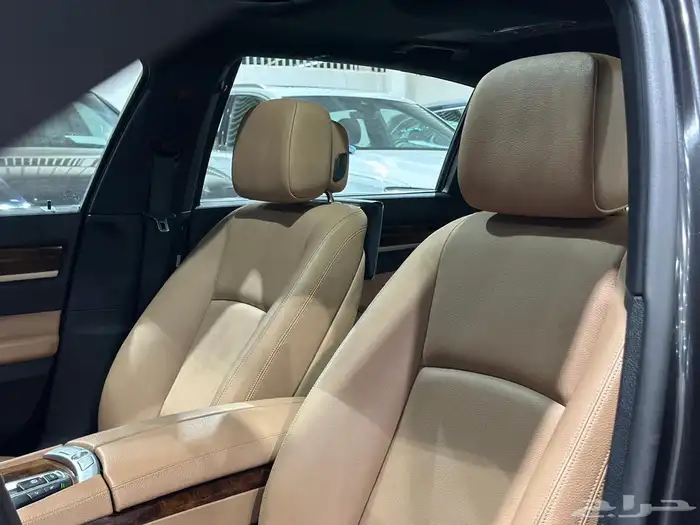 بي ام 730 موديل 2014 عداد 50 الف 8