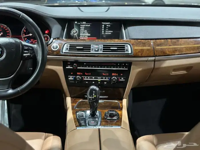 بي ام 730 موديل 2014 عداد 50 الف 15