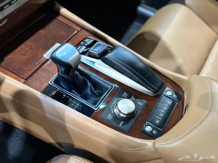 لكزس LS 460L فل كامل موديل 2015 15