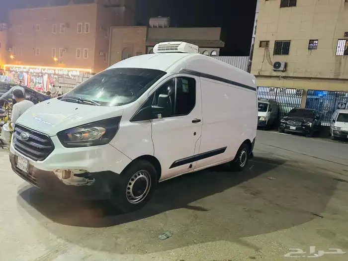 فورد باص ديزل بضاعه 2023 ثلاجه تبريد للإيجار 0