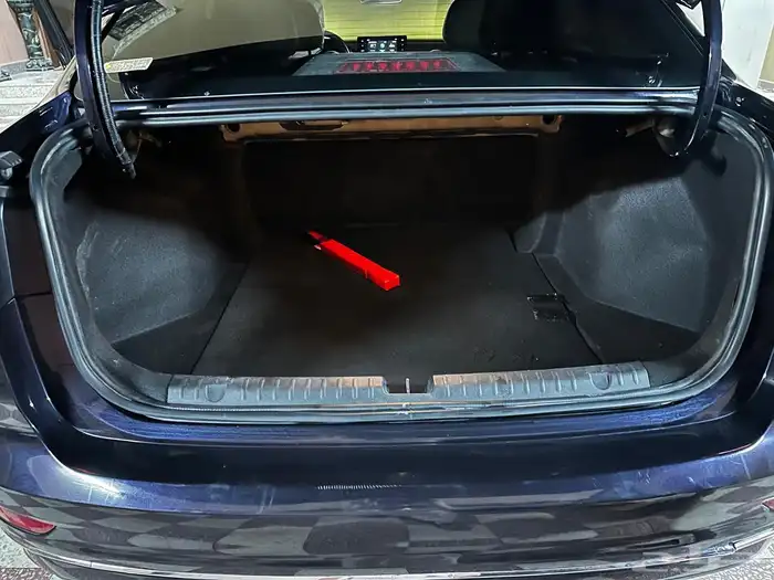 جيلي امجراند 16