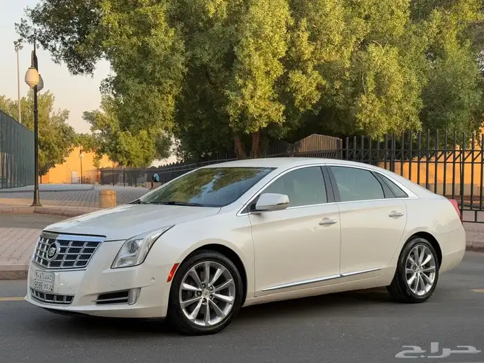 كاديلاك XT5 2014 ( بحالة الوكالة ) 18