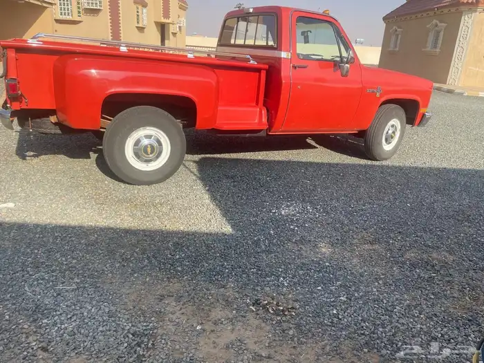 للبيع شفر سلفرادو 86 0