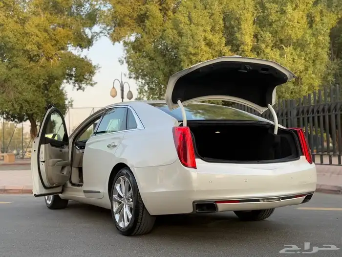 كاديلاك XT5 2014 ( بحالة الوكالة ) 56