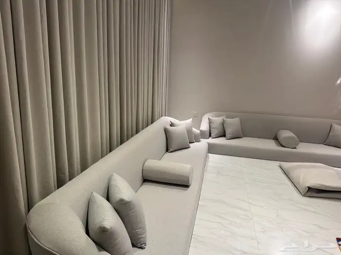 نب الستايرويفي  ورسي مساند 1