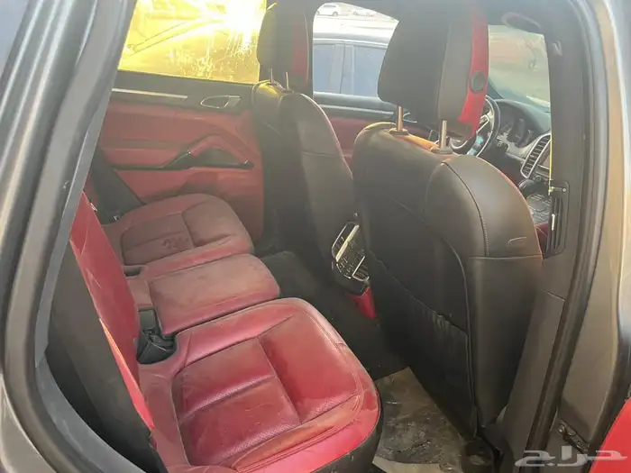 بورش كايين 2016 مصدوم للبيع 12