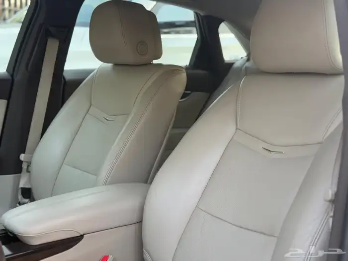 كاديلاك XT5 2014 ( بحالة الوكالة ) 62