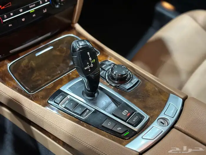 بي ام 730 موديل 2014 عداد 50 الف 17