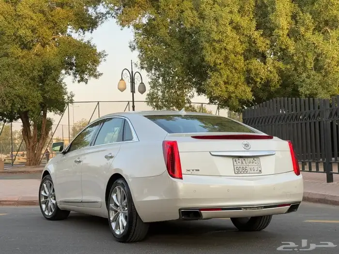 كاديلاك XT5 2014 ( بحالة الوكالة ) 47