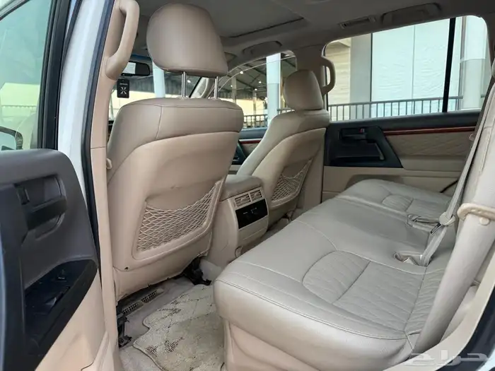 تويوتا - لاندكروزر - GXR - 2014 - سعودي - فل 10