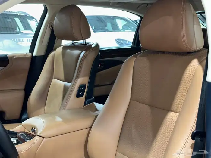 لكزس LS 460L فل كامل موديل 2015 7
