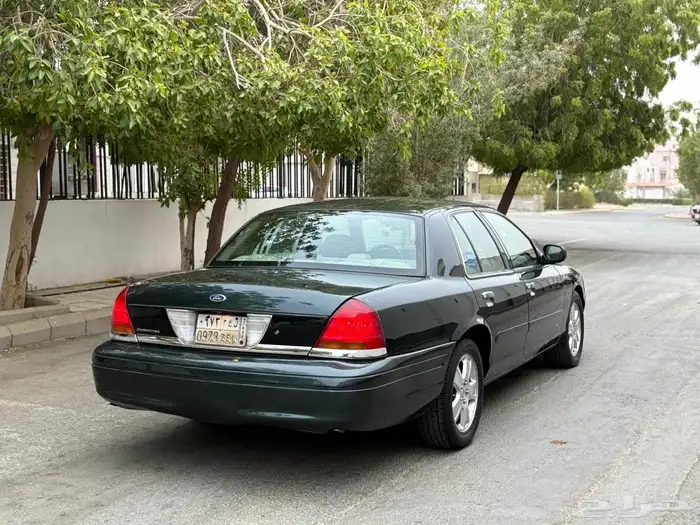 فورد كراون فكتوريا سعودي مخزن في قمه النظافه 5