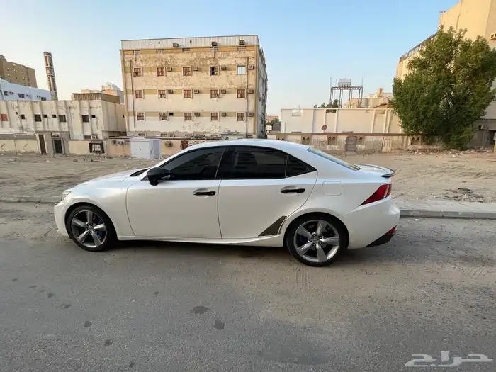 لكزس is350 فل كامل 2016 9