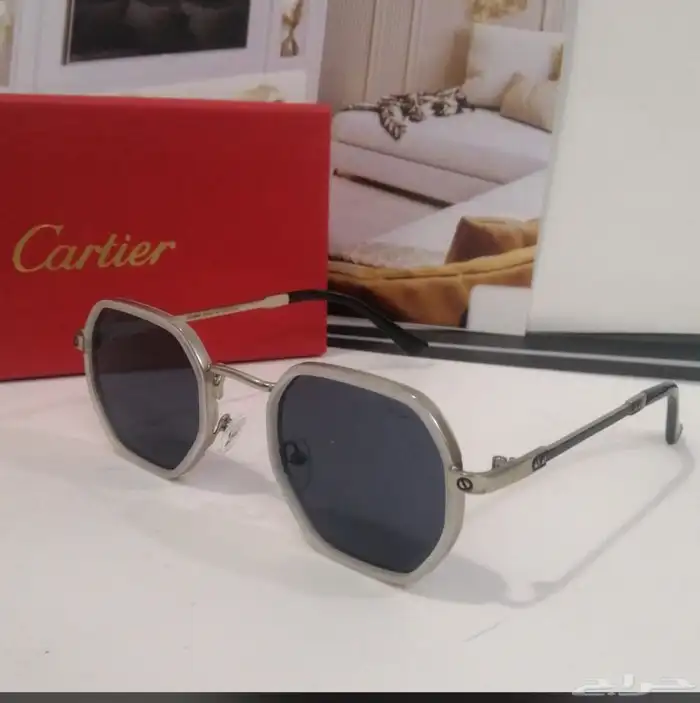 ساعات واكسسورات رجالية فاخرة ماركات كوبي ون 53