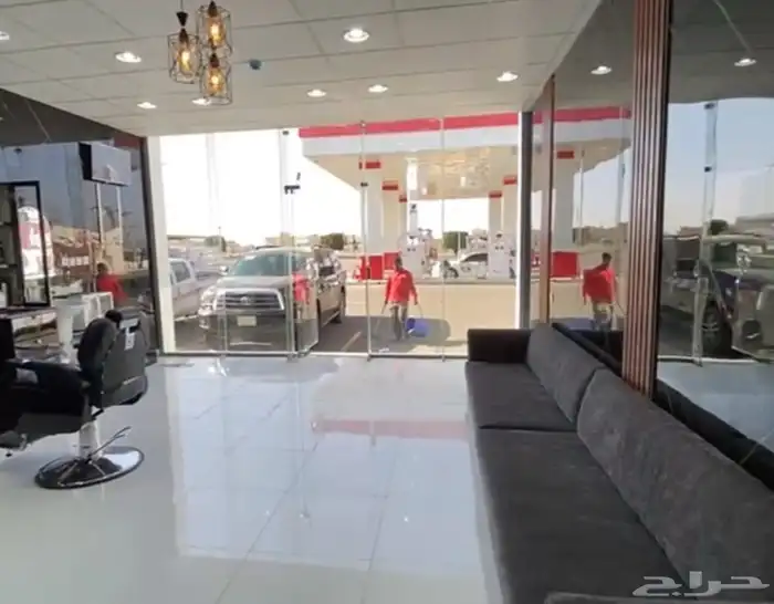 للبيع صالون حلاقه رجالى 0