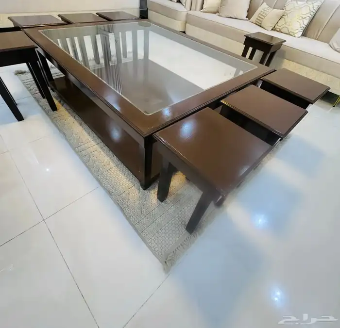 طاوله كبيره للمجلس دورين من فوق زجاجي   9 طاولات خدمه   3 ز 0