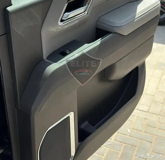 سلفرادو 2025 غمارتين تريل بوس (فل أعلى نوع) 16